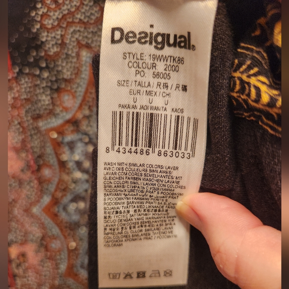 Desigual Poncho Mandala Top - Picture 9 of 10